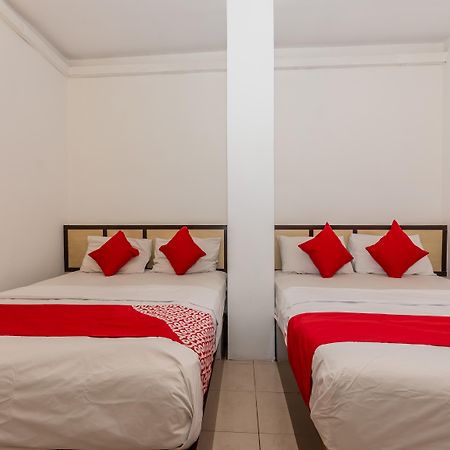 Oyo 1192 Hash House Hotel Malacca Kültér fotó