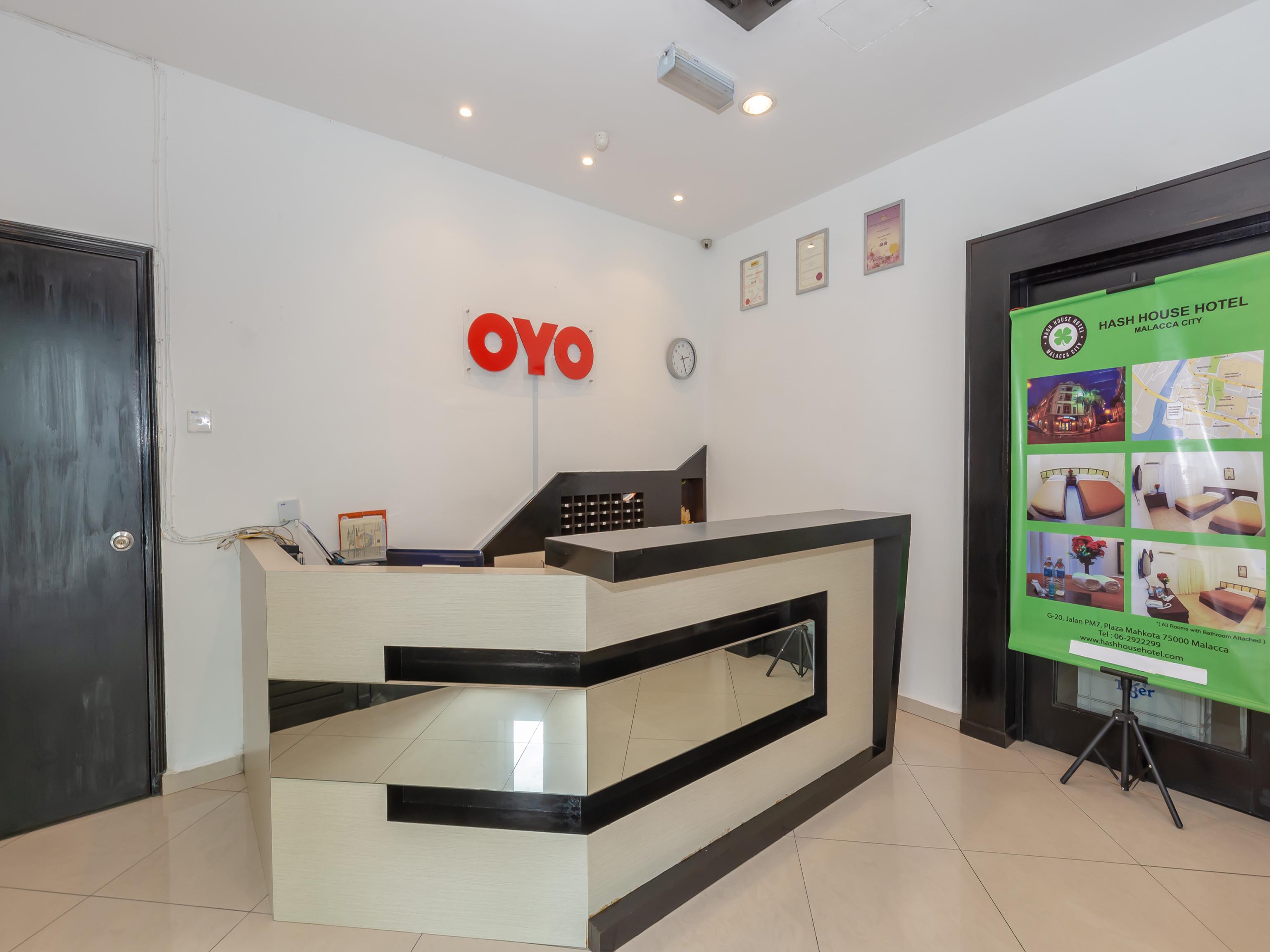 Oyo 1192 Hash House Hotel Malacca Kültér fotó